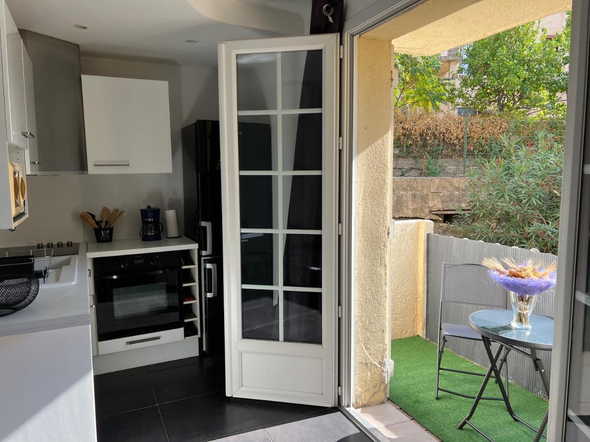 L'Appart Isa&Marc T2 Avec Rez-De-Jardin Bormes-les-Mimosas Bagian luar foto